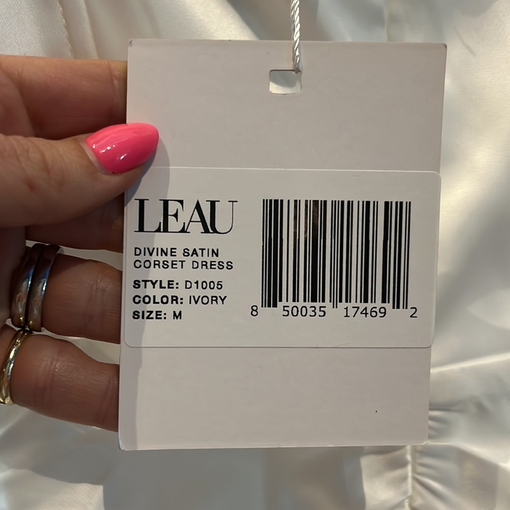 NWT Leau ivory satin ruched mini dress - Picture 5 of 5